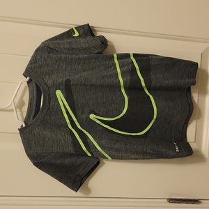 Nike, Dri-Fit, size 7, short sleeve in gray.